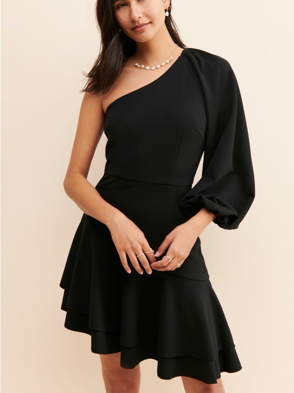 ELLIATT Cadence Dress Womens‎ Medium Black One Shoulder Asymmetric Ruffle